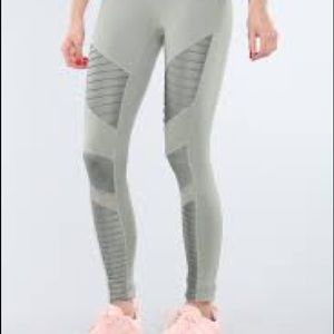 LA Society leggings